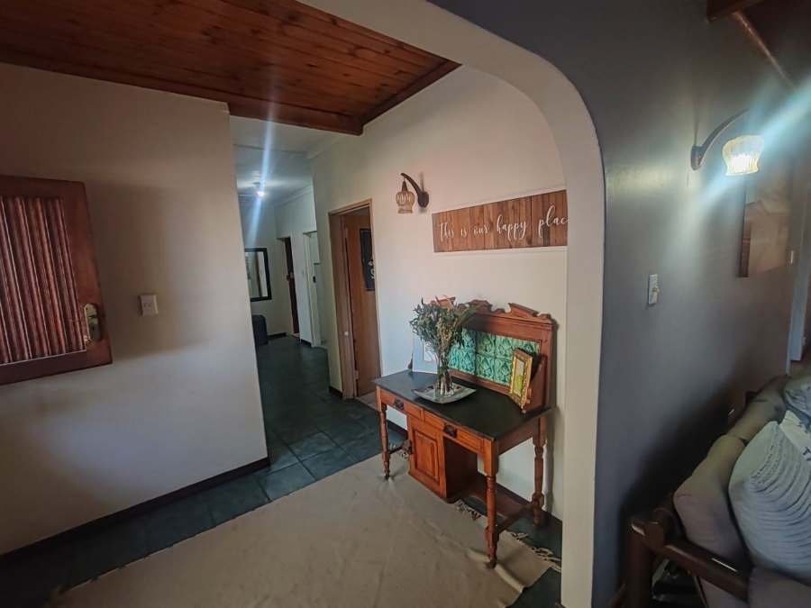 4 Bedroom Property for Sale in Windsor Park Eastern Cape
